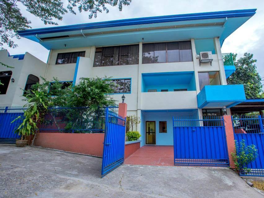 Отель White Mansion Davao Экстерьер фото